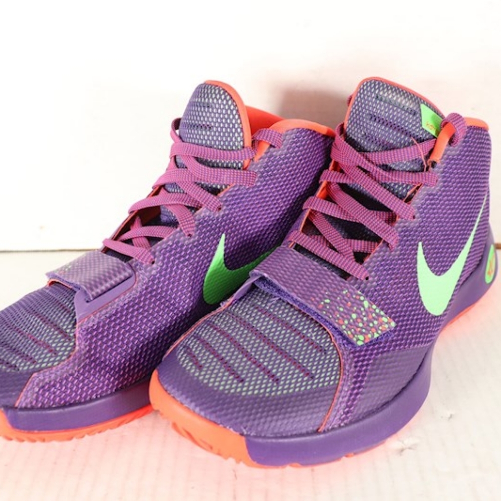 Nike  shoes  for  men  Size  11.5